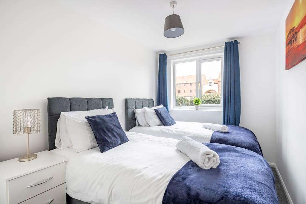 Two Bedroom Flat Near Colchester Hospital With Free Parking And Internet Mile End Bagian luar foto